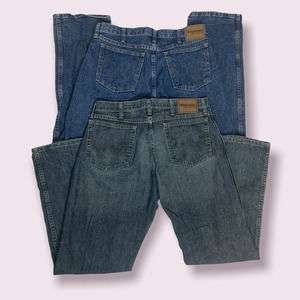Wrangler Jeans Lot of 2 Sz 34x32 100% Cotton Medium Dark Wash Cowboy Bundle EUC